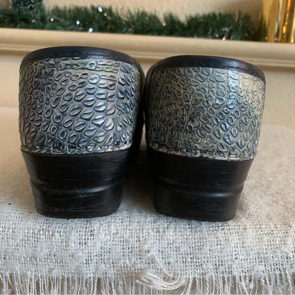 Sanita Reptile Embossed Leather Slip-On Clogs Gator Women’s Size 8 - Picture 8 of 14